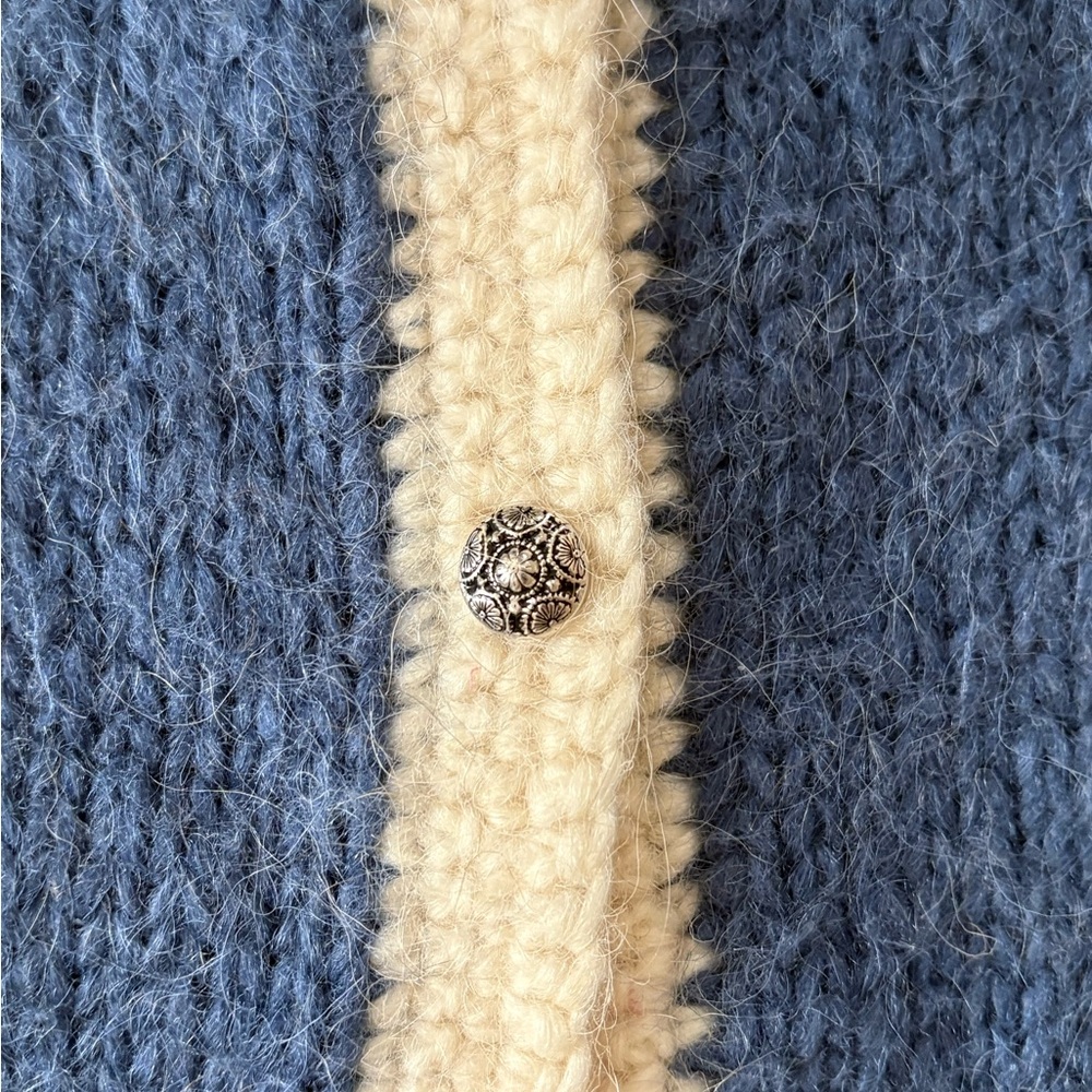 Vintage Hand Knit Faire Isle Wool Cardigan Sweater w Iconic Silver Buttons / S-M - Picture 5 of 13